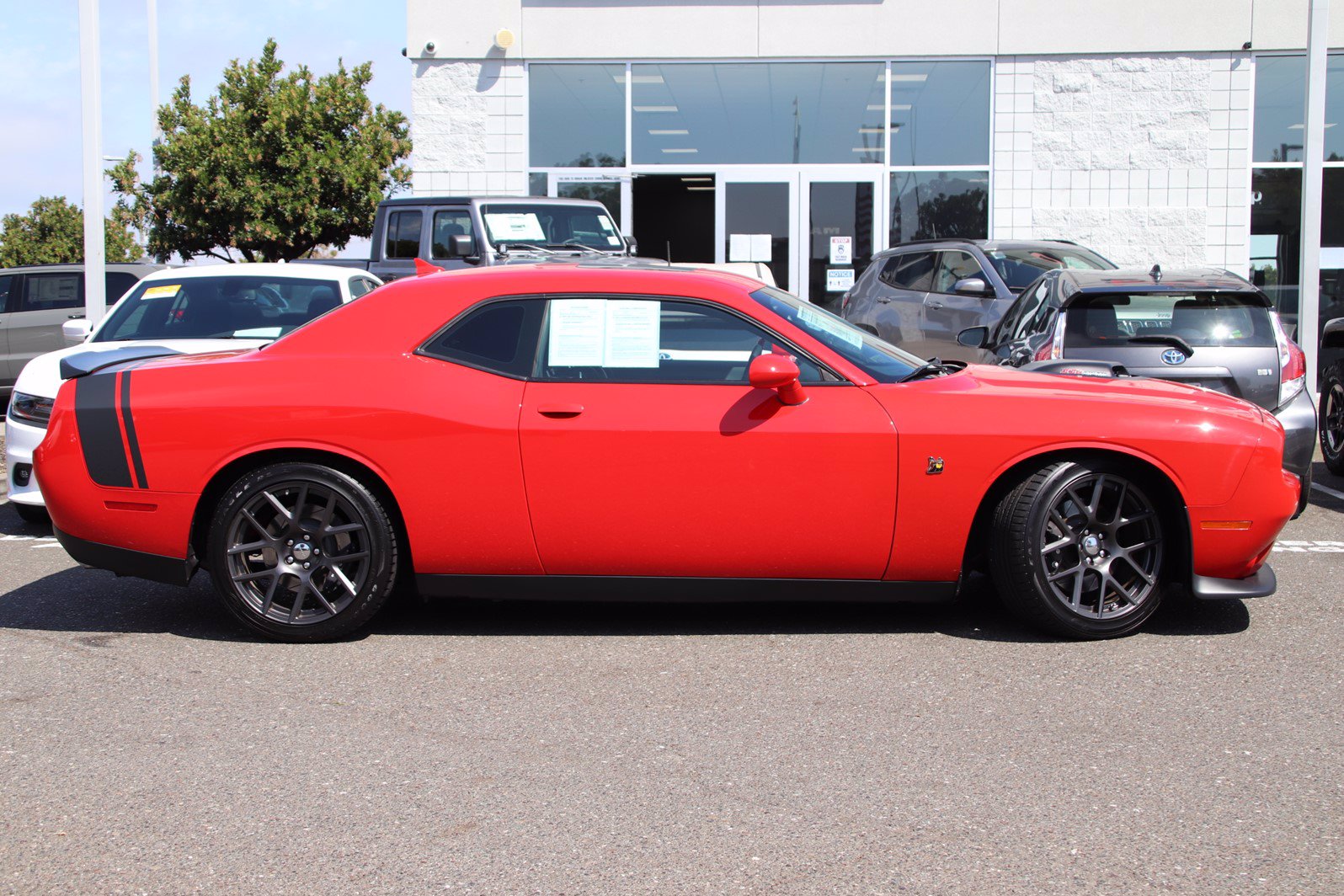 Certified Pre-Owned 2016 Dodge Challenger 392 Hemi Scat Pack Shaker 2dr ...